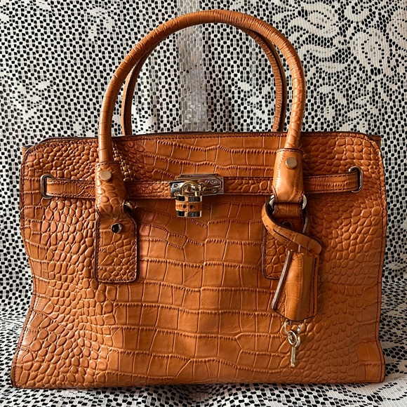 PRELOVED LEATHER ROPE HANDBAG - Picture 1 of 16